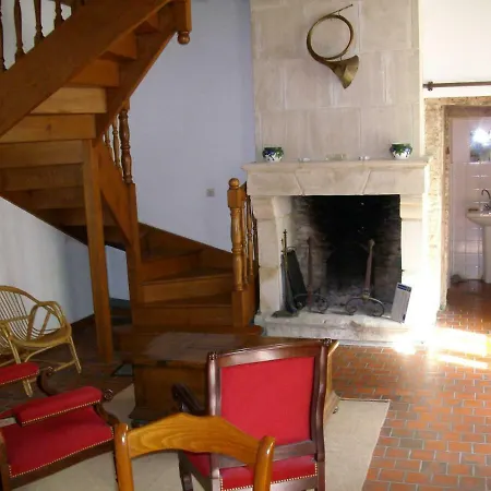 Chateau De Lamberville Bed & Breakfast
